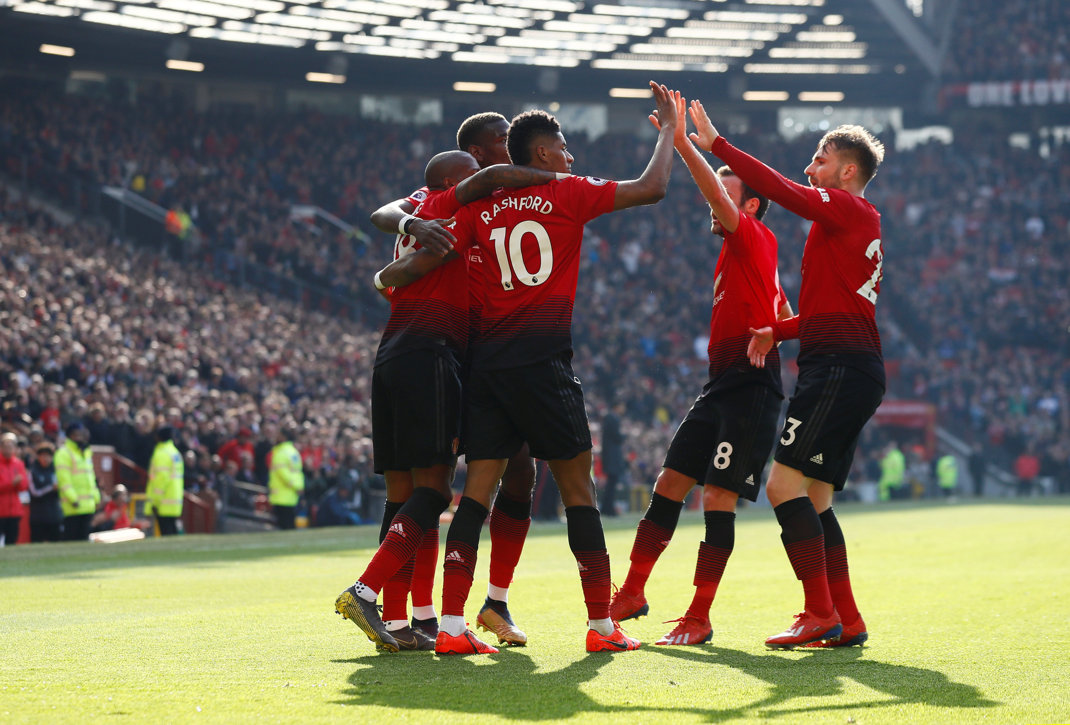 在多场逆境 在多场逆境