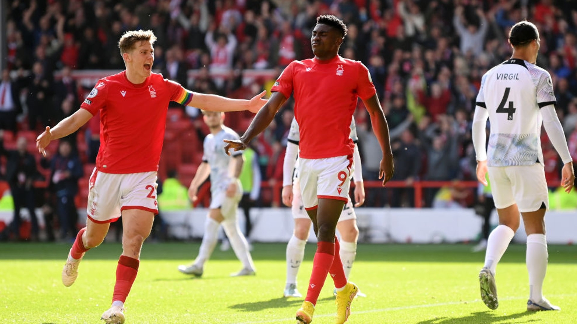 观点强调的 观点强调的